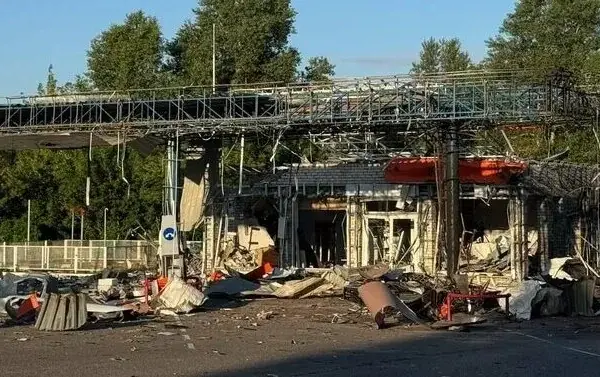 „Foolish neighbor spends a million to blow up a gas station“: special report from Ukraine