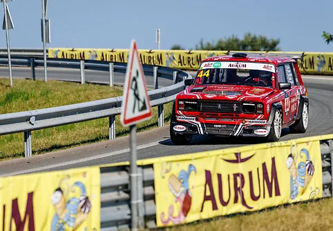 Aurum 1006 km