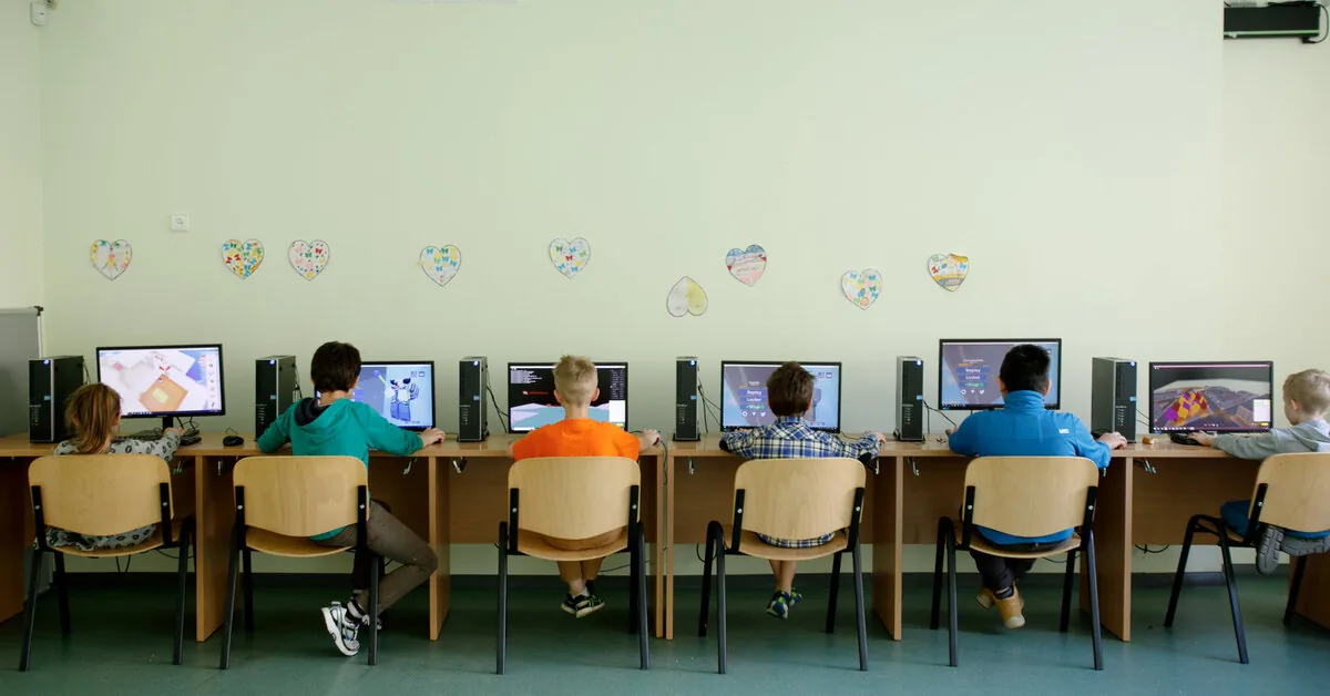 RRT: 1.4 thousand reports of harmful content for children received per half year, increase in sexual images