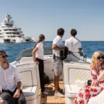 The US Ambassador to Tokyo has not yet arrived: showed off his superyacht where the Italian elite party