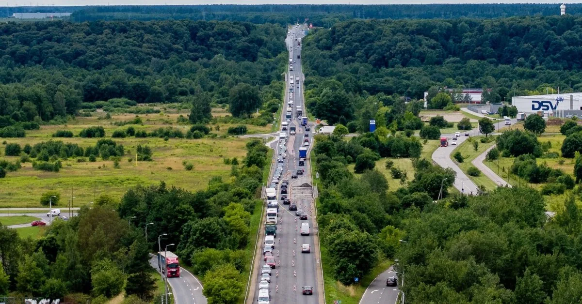 The municipality will buy plots by the road from Vilnius, but their owners are concerned: is there a further plan?