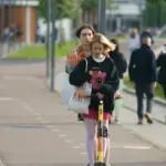 Kas trečias elektrinio paspirtuko pirkėjas vis dar neįsigyja šalmo