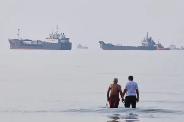 Iranian media: explosions near the Strait of Hormuz