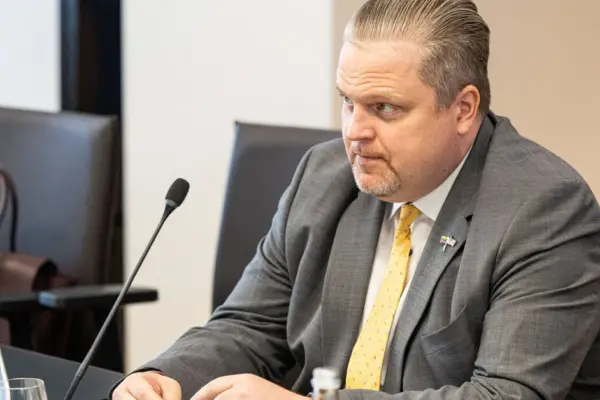 Minister: diesel excise duty relief would be considered if oil price reached 100 US dollars