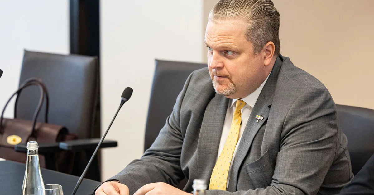 Minister: diesel excise duty relief would be considered if oil price reached 100 US dollars