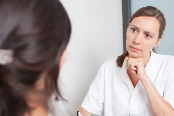 The doctor warns about the harmfulness of a popular procedure: "It can harm these conditions"