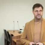 The prosecutor proposes to add another 7 months of imprisonment to the sentence already imposed on Kandrotas