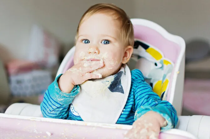 Shutterstock photo/Baby eating