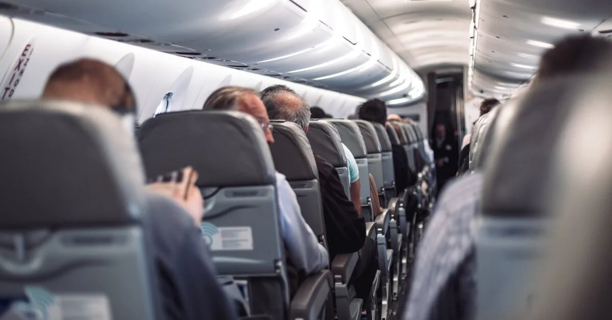Due to the storm, the diverted plane in China became a trap: hundreds of passengers suffered from heat and uncertainty