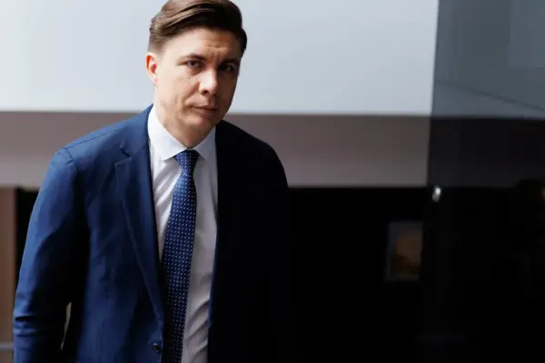 The Prime Minister believes that once an investigation into his dissertation begins, it will end favorably for him