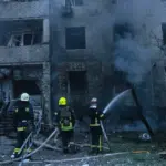 JT praneša apie smarkiai išaugusį žuvusių ir sužeistų civilių skaičių kare Ukrainoje