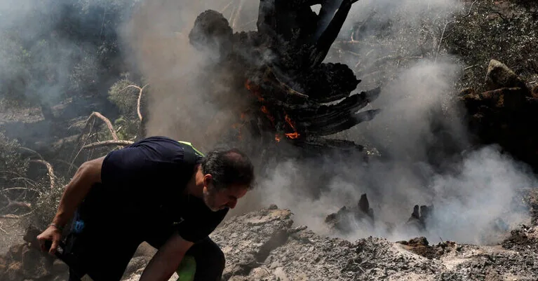 Spain has lifted evacuation orders in thirteen municipalities of fire-ravaged regions