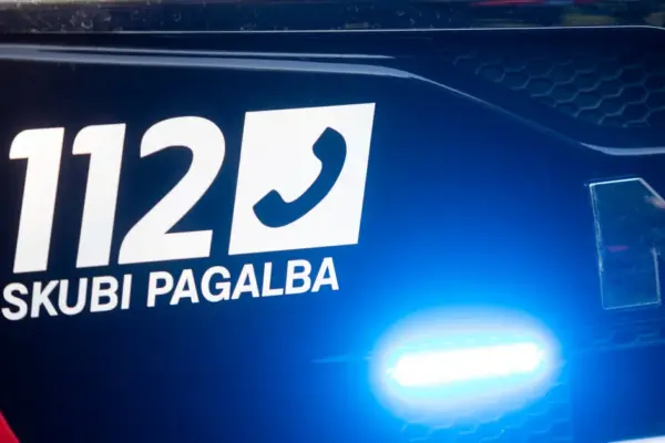 BPC: Wooden house and greenhouse on fire in Vilnius district