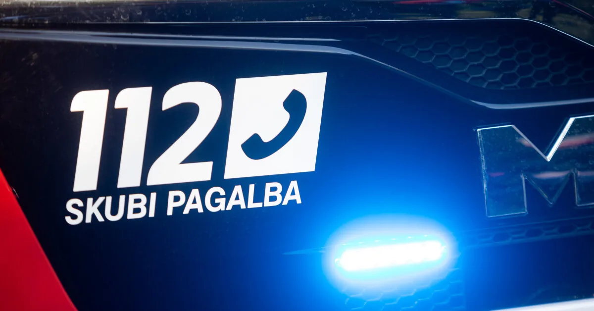 BPC: Wooden house and greenhouse on fire in Vilnius district