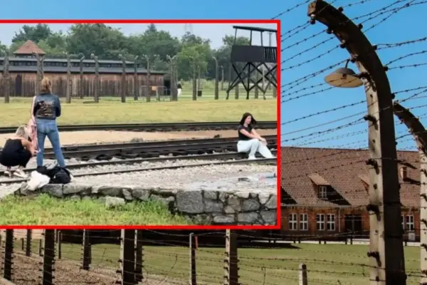 Tourist's behavior at Auschwitz caused an uproar online: "Thousands of people died in this place"