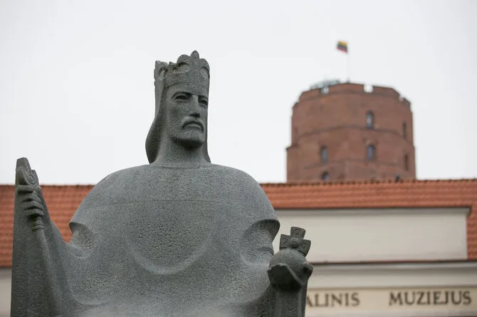 Žygimanto Gedvilos / BNS nuotr./Karaliaus Mindaugo paminklas