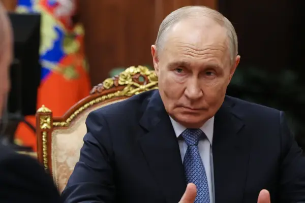He who dared to challenge Putin: then the masked Kremlin men knocked on the door