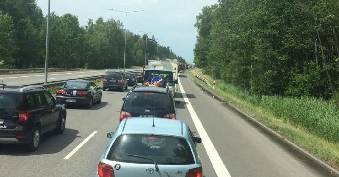 On the highway towards Kaunas – a massive Friday accident