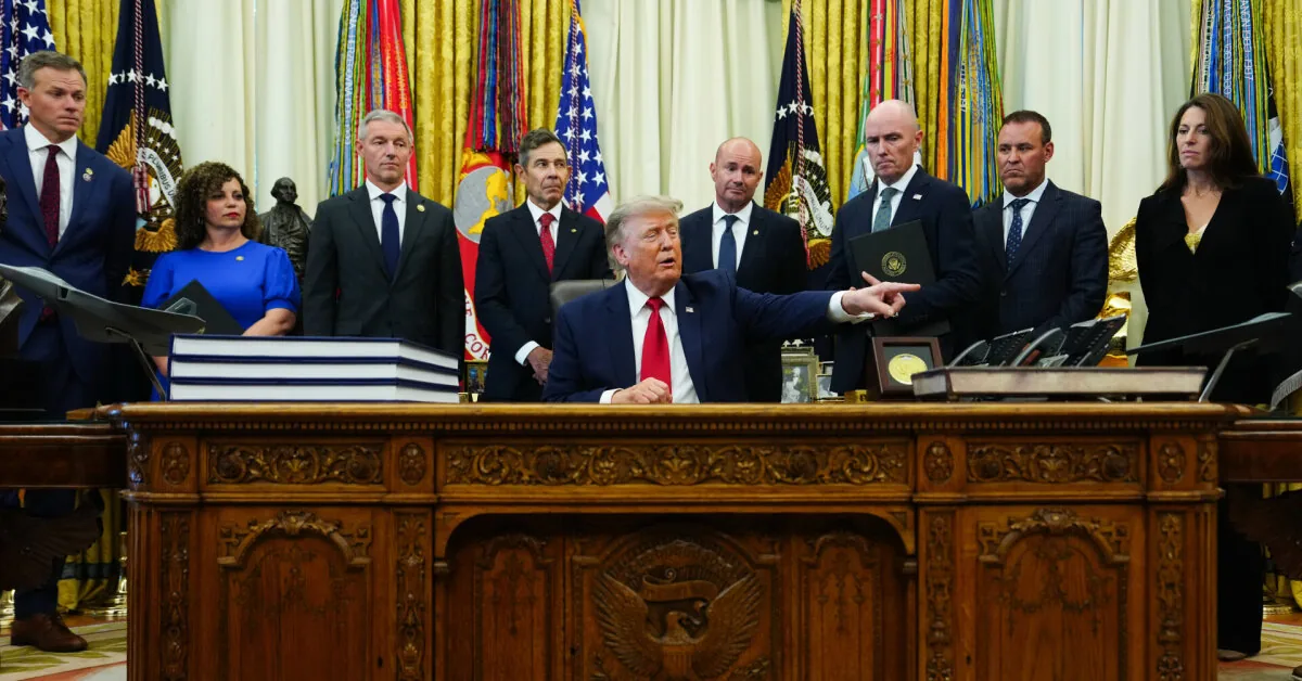 Trumpas announced that he will appeal to Americans: The White House has erected a wall of silence