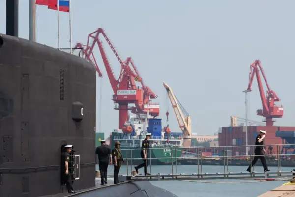 Tokyo: China and Russia conducted shooting exercises in Japan's economic zone