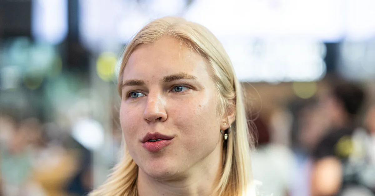 Seeing Rūta Meilutytė's latest look – stunned