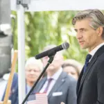 The diplomacy leader awarded diaspora representatives and organizations