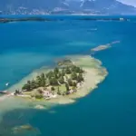"Feels like the Caribbean": A paradise-like place with crystal-clear water hidden in Italy