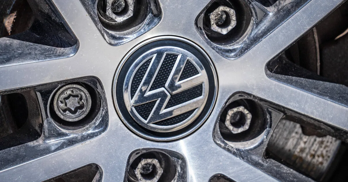 Volkswagen's profit fell, more layoffs are being considered