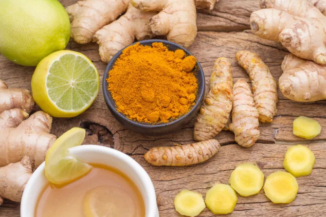 Shutterstock photo/Turmeric use