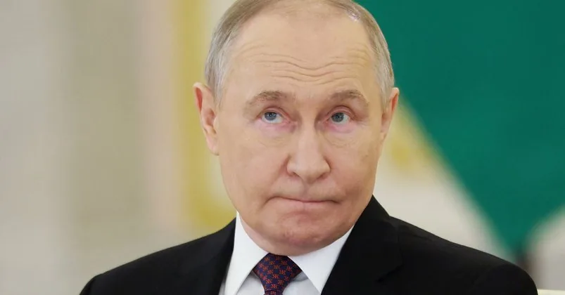 As a historian: Putin faces difficult months