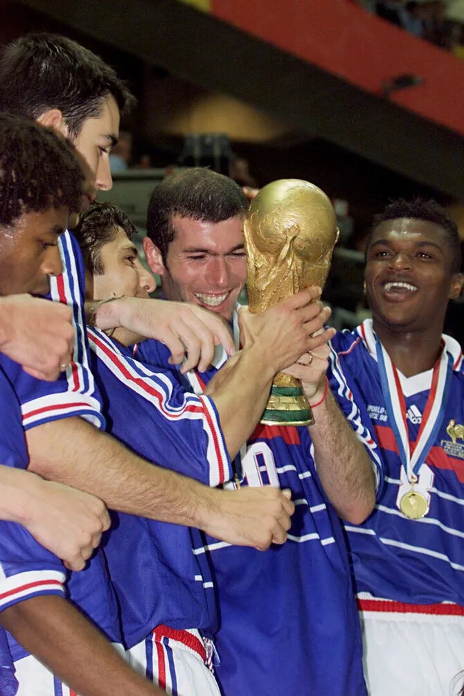 „Scanpix“ nuotr./Zinedine'as Zidane'as 1998 m.