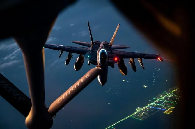CENTCOM photo/US Air Force KC-135 Stratotanker