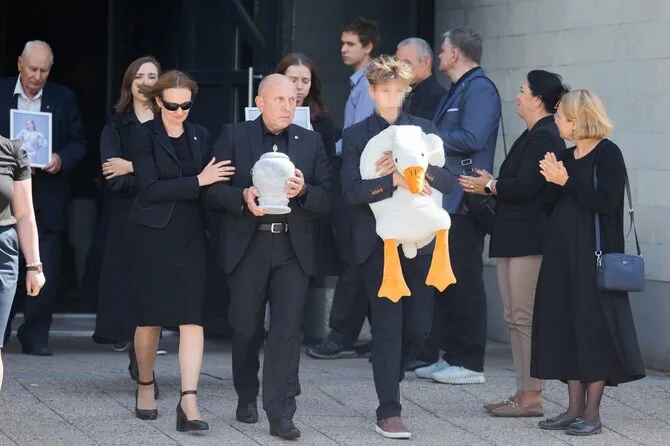 Patricija Adamovič / BNS photo / Funeral of the 19-year-old who died in an accident