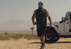 Ironvytas' music video 'Everything is so disconnected' moment