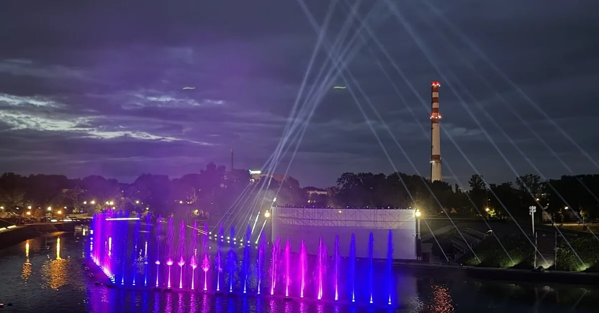 Dancing fountain show returns to the Sea Festival