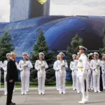 Leipsta running away from Putin: instead of a submarine – just a poster