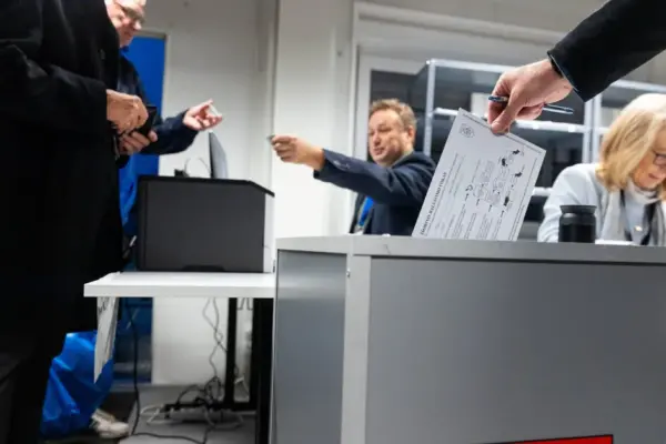 In the elections to the Seimas in the northern constituency of Nalšia, 11 parties and Eduardas Vaitkus plan to participate
