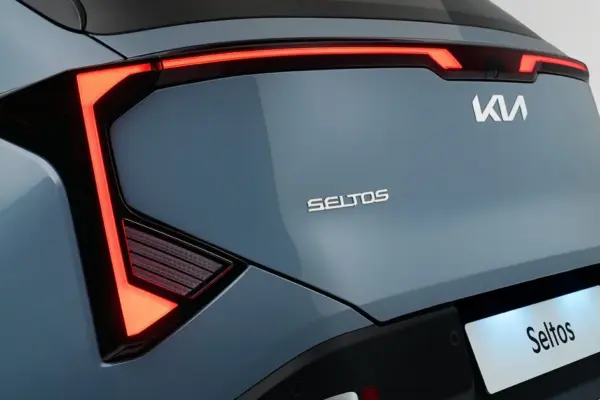 Why did the KIA logo cause discussions and confusion on Google?