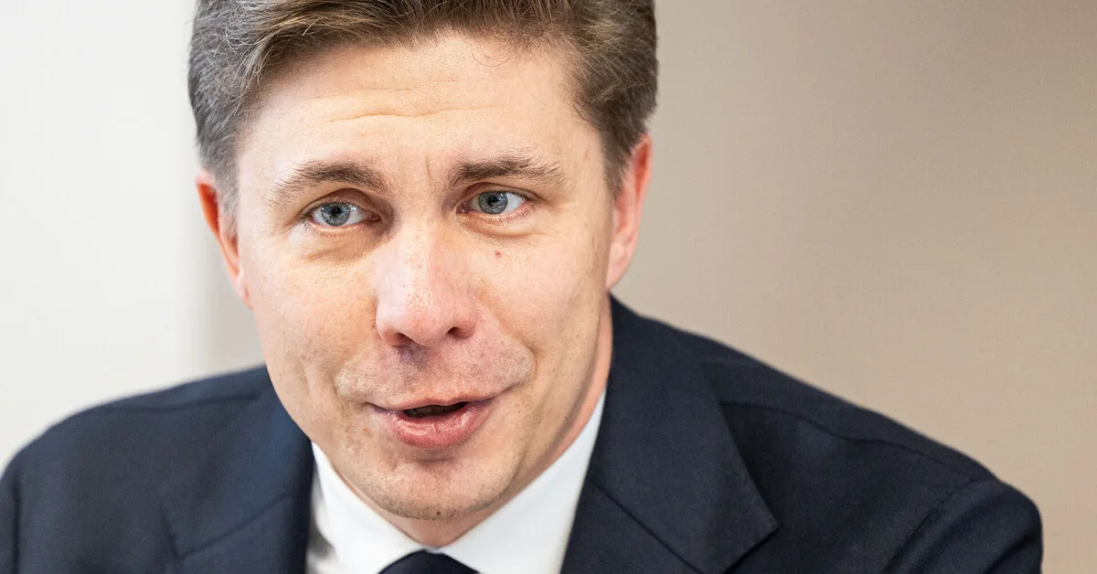 ISM University launches investigation into Sinkevičius's dissertation
