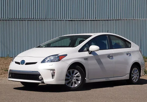 „Toyota Prius Plug-In“