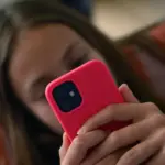 Social networks for children: France approaches a strict limit