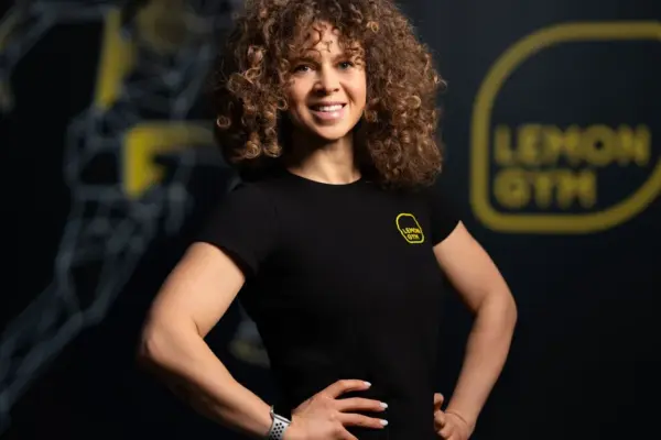 When does sport help overcome stress? Coach Simona advises on how to recognize body signals