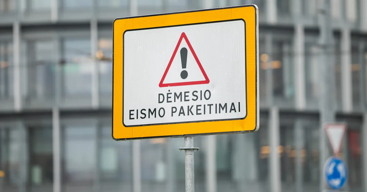 Eismo ribojimai Vilniaus centre: prasideda nuotekų tinklų statybos darbai