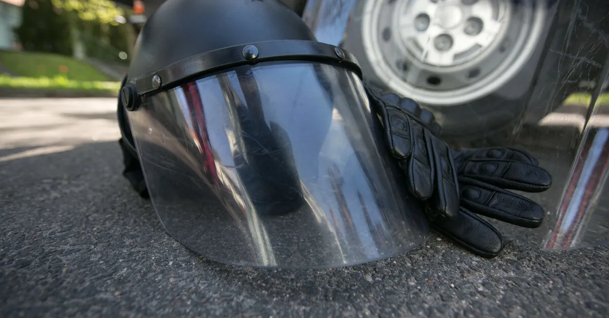 In Vilnius district, on Molėtai road, a dead man was found