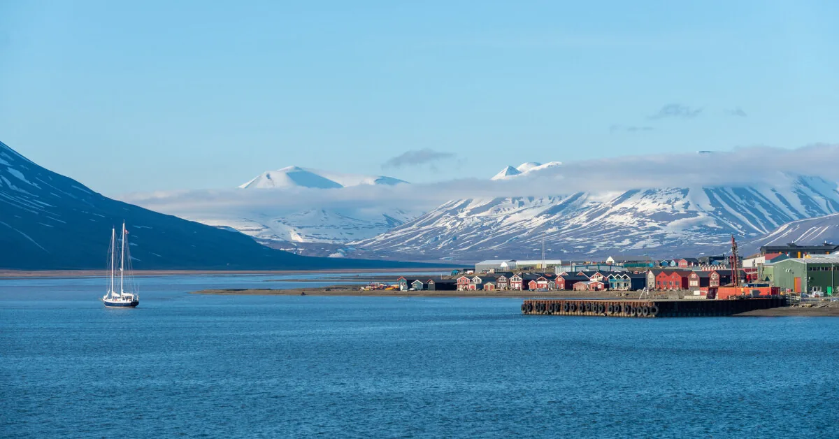 The town where burying the dead is prohibited: revealed the reason for the unusual rule