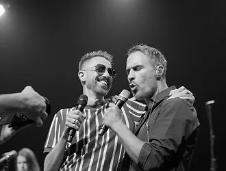 In an exclusive frame – two famous Lithuanian singers from 25 years ago: can you recognize them?