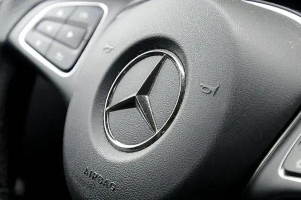 „Mercedes-Benz“ had to write off more than 700 million euros due to difficulties in China