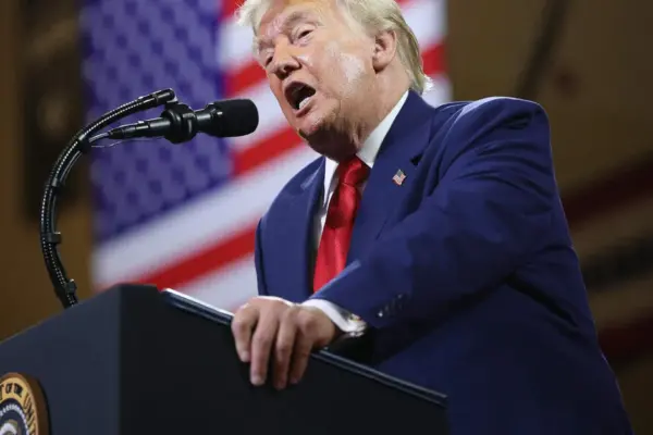 Donald Trump threatens Houthis with "severe military punishment"