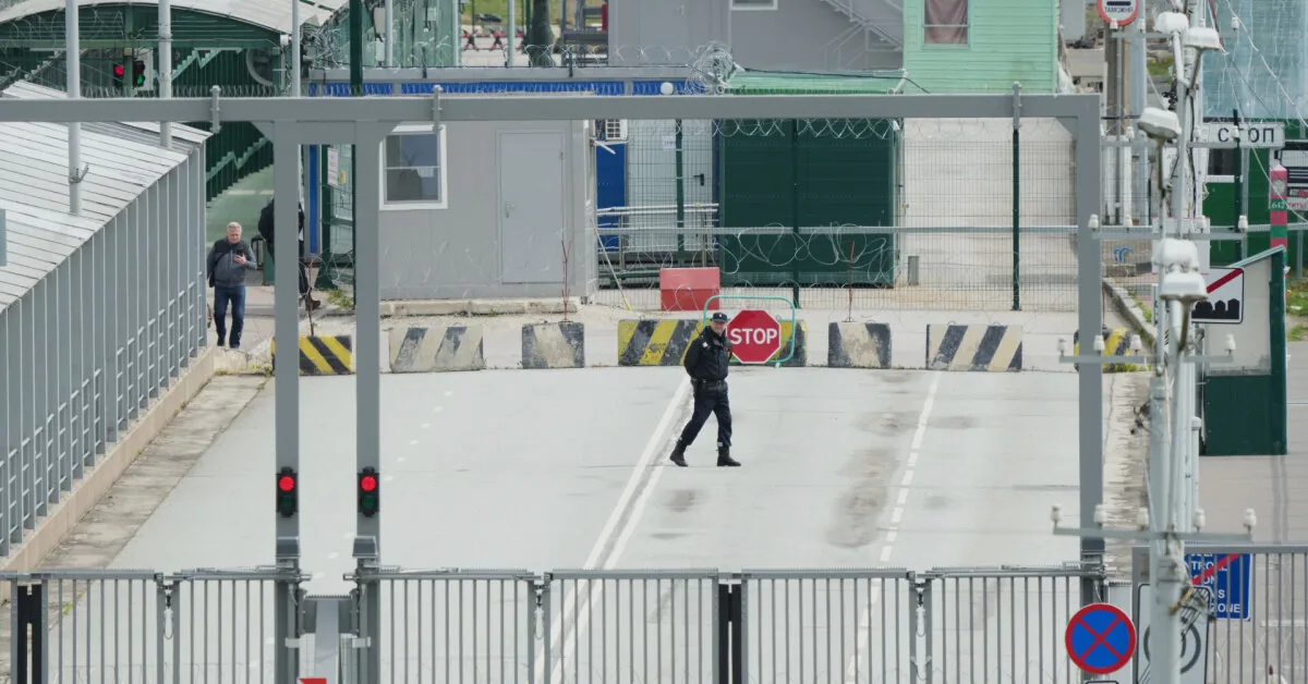 New restrictions for border crossing points from Estonia to Russia