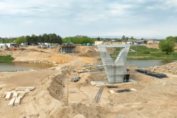 Kaunas halts new bridge construction: explained why